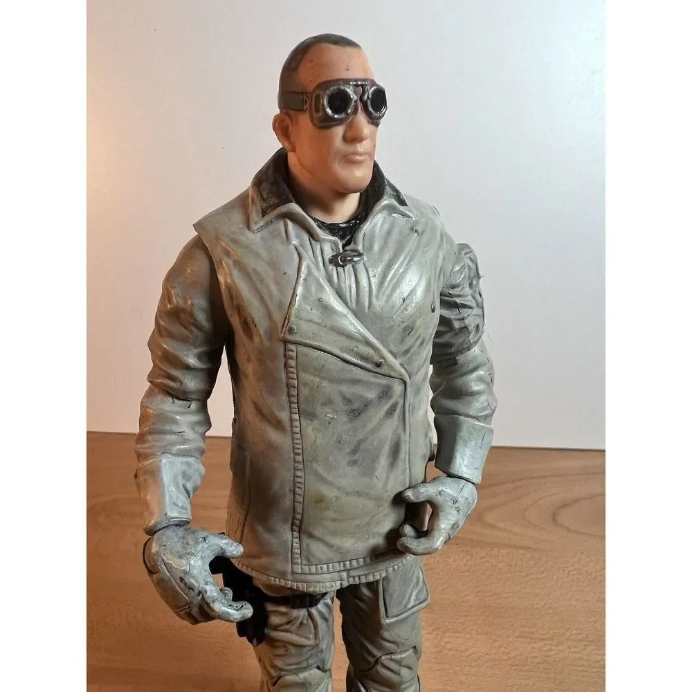 DC Collectibles The Flash Heat Wave Figure DC Comics Heatwave